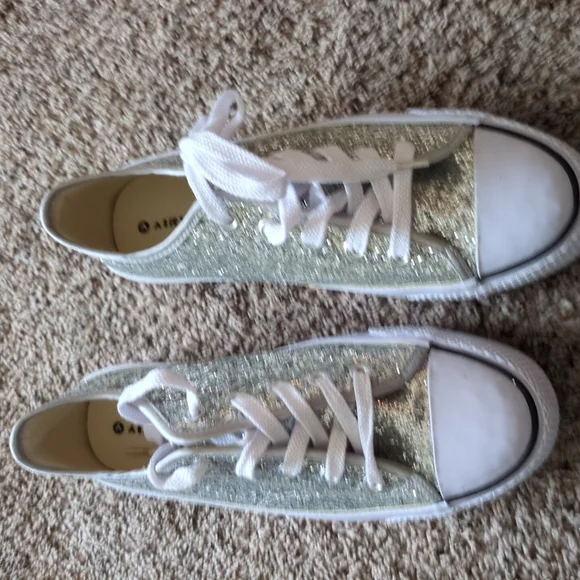 Airwalk Shoes Silver Glitter Womens Sneakers Poshmark